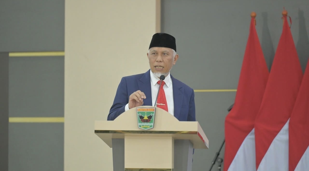 gubernur-sumbar-dorong-kpi-awasi-konten-digital-secara-komprehensif