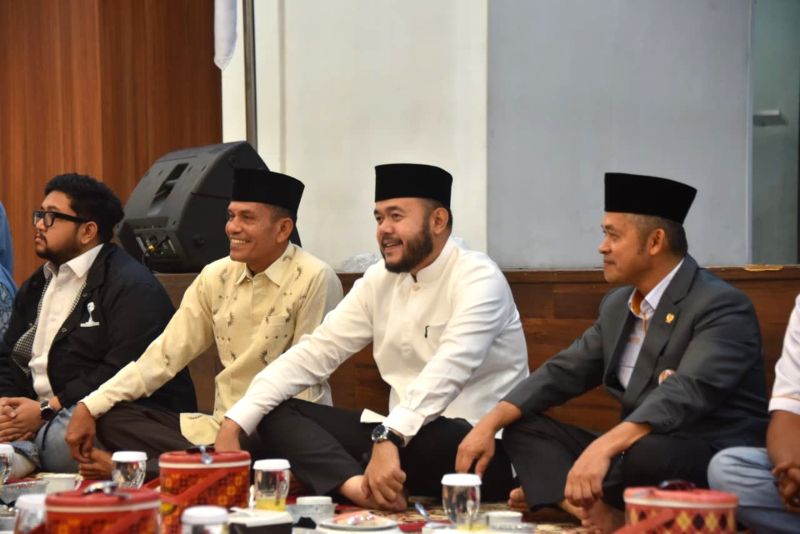 buka-puasa-bersama-koni-dan-kormi,-fadly-amran-tegaskan-komitmen-sukseskan-porprov-sumbar