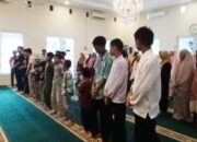 Ar-Raudhah Salurkan Zakat Fitrah dan Santuni Anak Yatim Jelang Idul Fitri