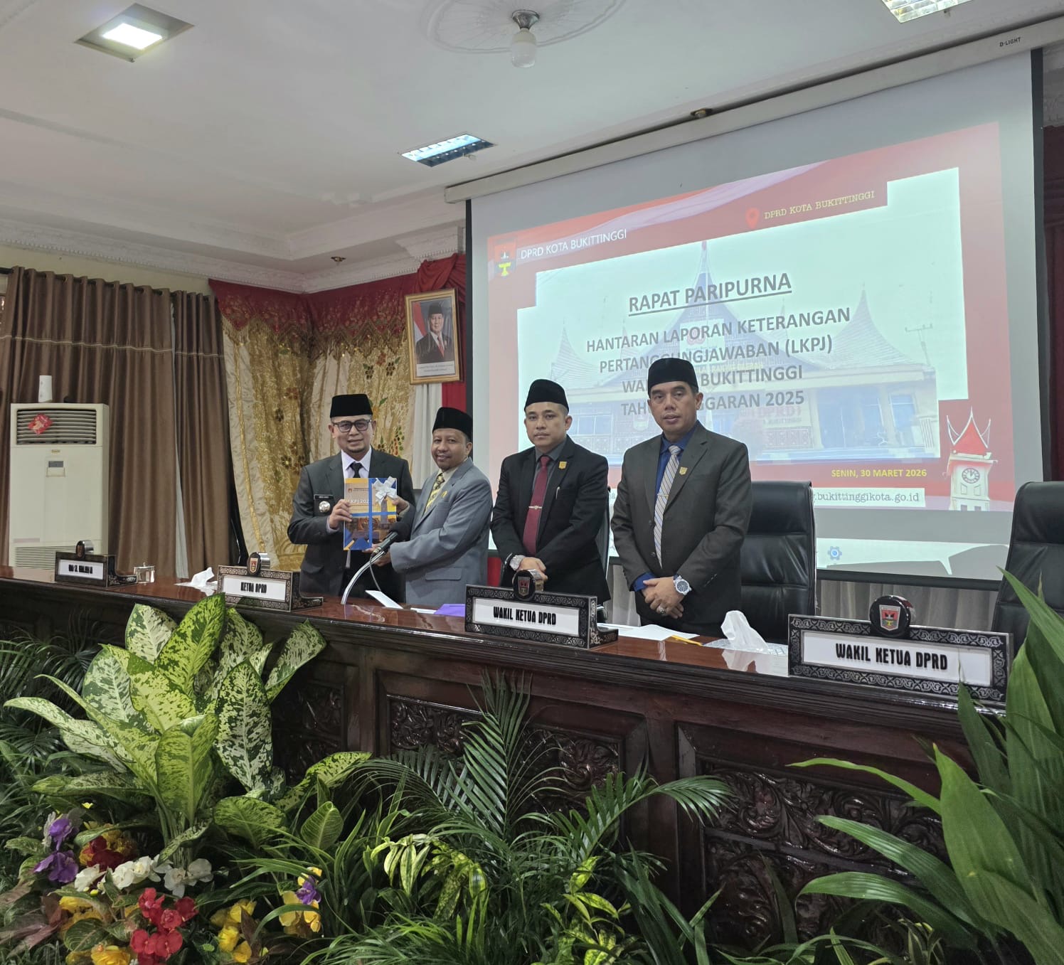 paripurna-lkpj-bukittinggi-2025,-syaiful-efendi:-wajib-disampaikan-kepala-daerah