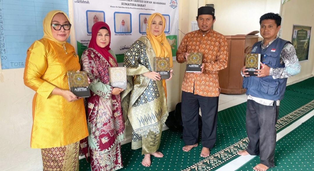 bundo-kanduang-dki-jakarta-targetkan-tebar-1.000-mushaf-al-quran-di-ranah-minang