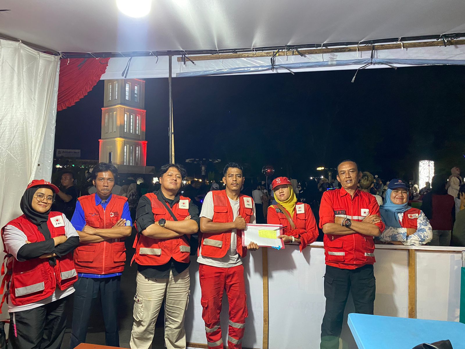 dua-minggu-beroperasi-pmi-bukittinggi-dapat-apresiasi-dari-masyarakat-yang-berkunjung