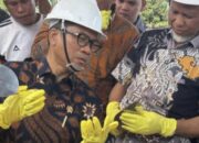 akademi-sepak-bola-pesantren-segera-hadir-di-pariaman,-batu-pertamanya-diletakkan-menteri-desa