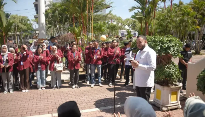 Fadly Lepas 312 Mahasiswa UNES-AAI Verifikasi Padang Rancak Award 2026