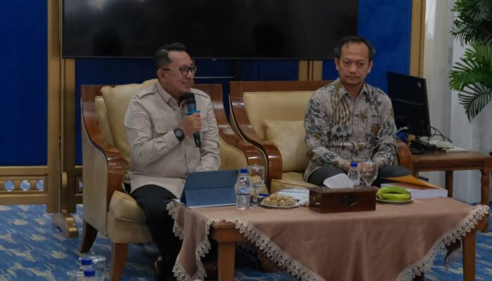 Bupati Tanah Datar Perintahkan OPD Tindak Lanjut Temuan BPK