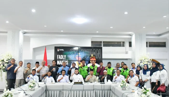 Pemko Padang dan FSPMI Bahas Upah, Lindungi Pekerja saat May Day