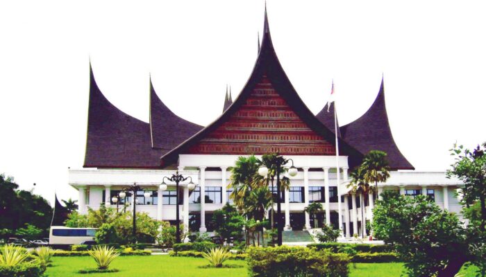 DPRD Sumbar Alokasikan Rp400 Miliar untuk Jamkrida 2027