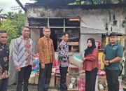 Pemkab Dharmasraya dan Baznas Salurkan Bantuan Korban Kebakaran