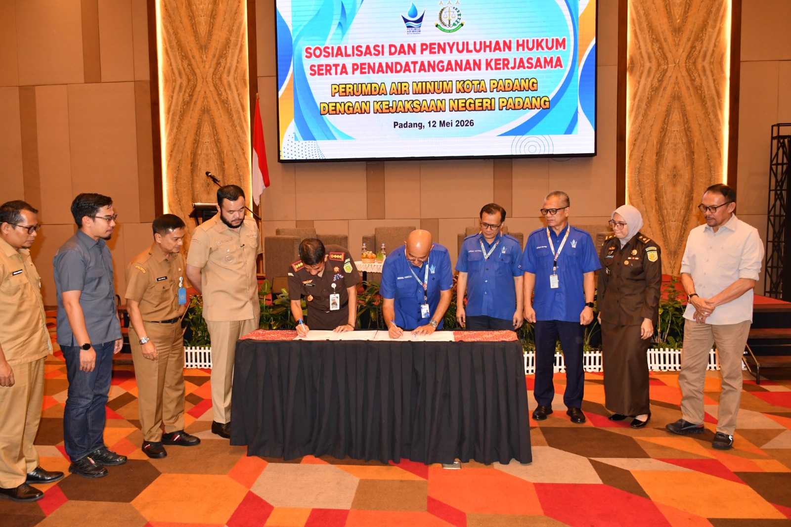 perumda-am-padang-gandeng-kejari,-perkuat-pendampingan-hukum-dan-penagihan-tunggakan