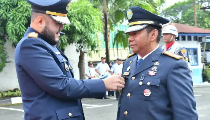 Fadly Amran Tekankan Penanganan Macet dan Parkir Liar di Padang
