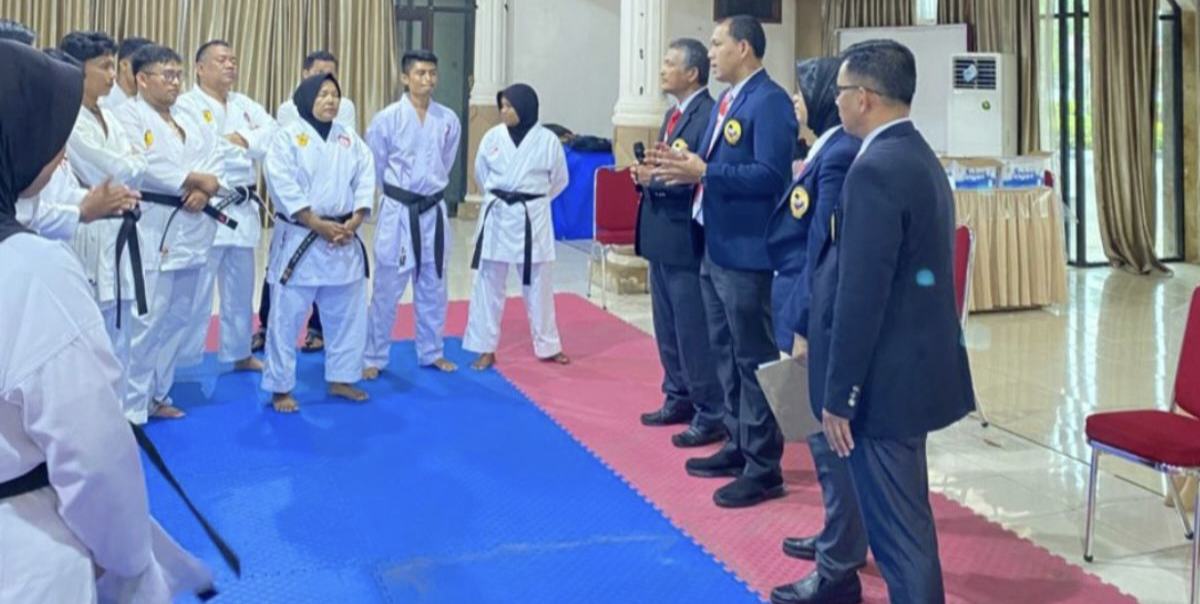 perdana,-sumbar-laksanakan-penataran-wasit-wkf-2026-pertama-di-daerah