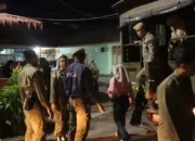 Satpol PP Padang Amankan 22 Orang dari Razia Penginapan Dini Hari