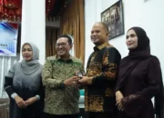 Bupati Tanah Datar Haru Lepas Promosi Letkol Agus Priyo