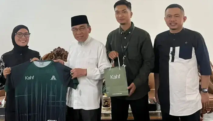 Padang Dukung Kahf Own the Way Run 2026 Dorong Wisata