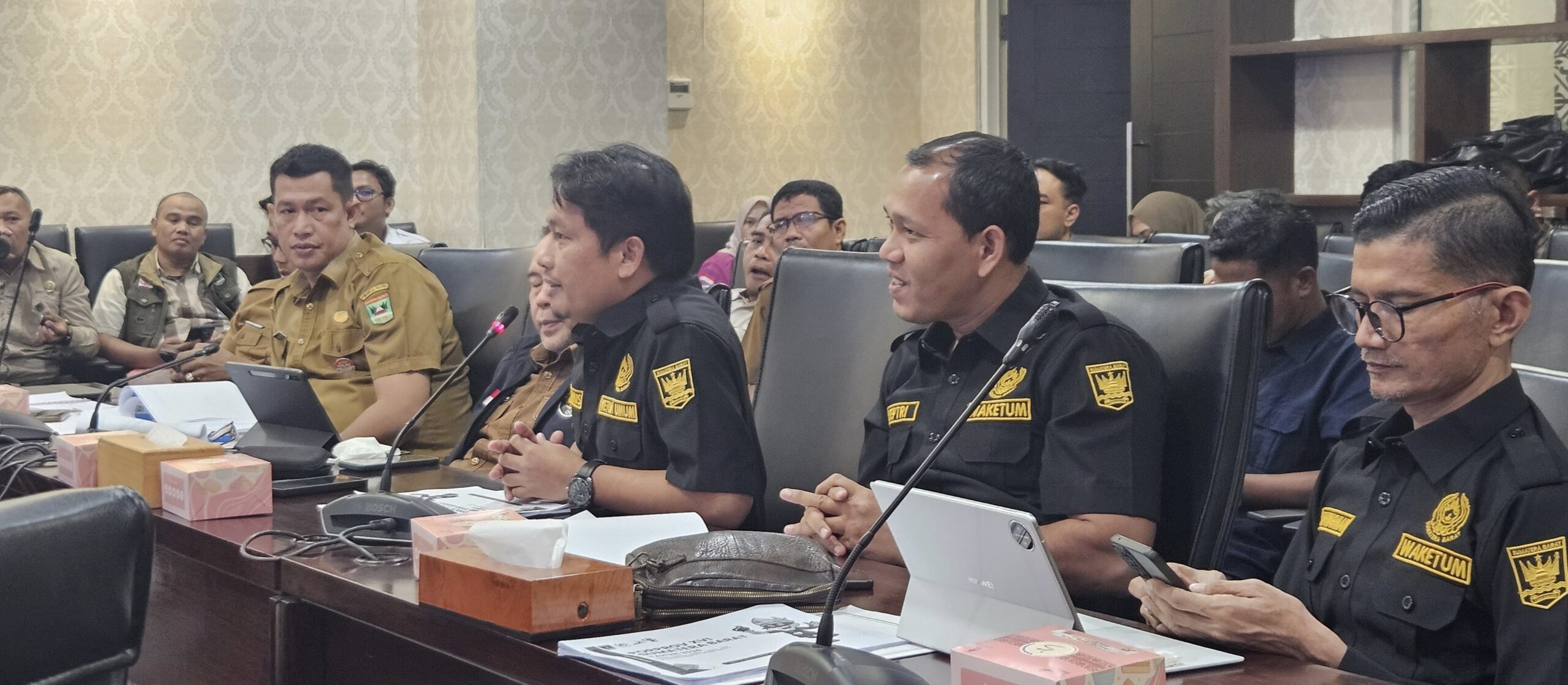 porprov-xvi-sumbar-diyakini-dihelat, -dprd-siap-mendukung-penuh
