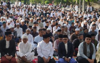 Warga Batusangkar Padati Cindua Mato untuk Shalat Idul Adha