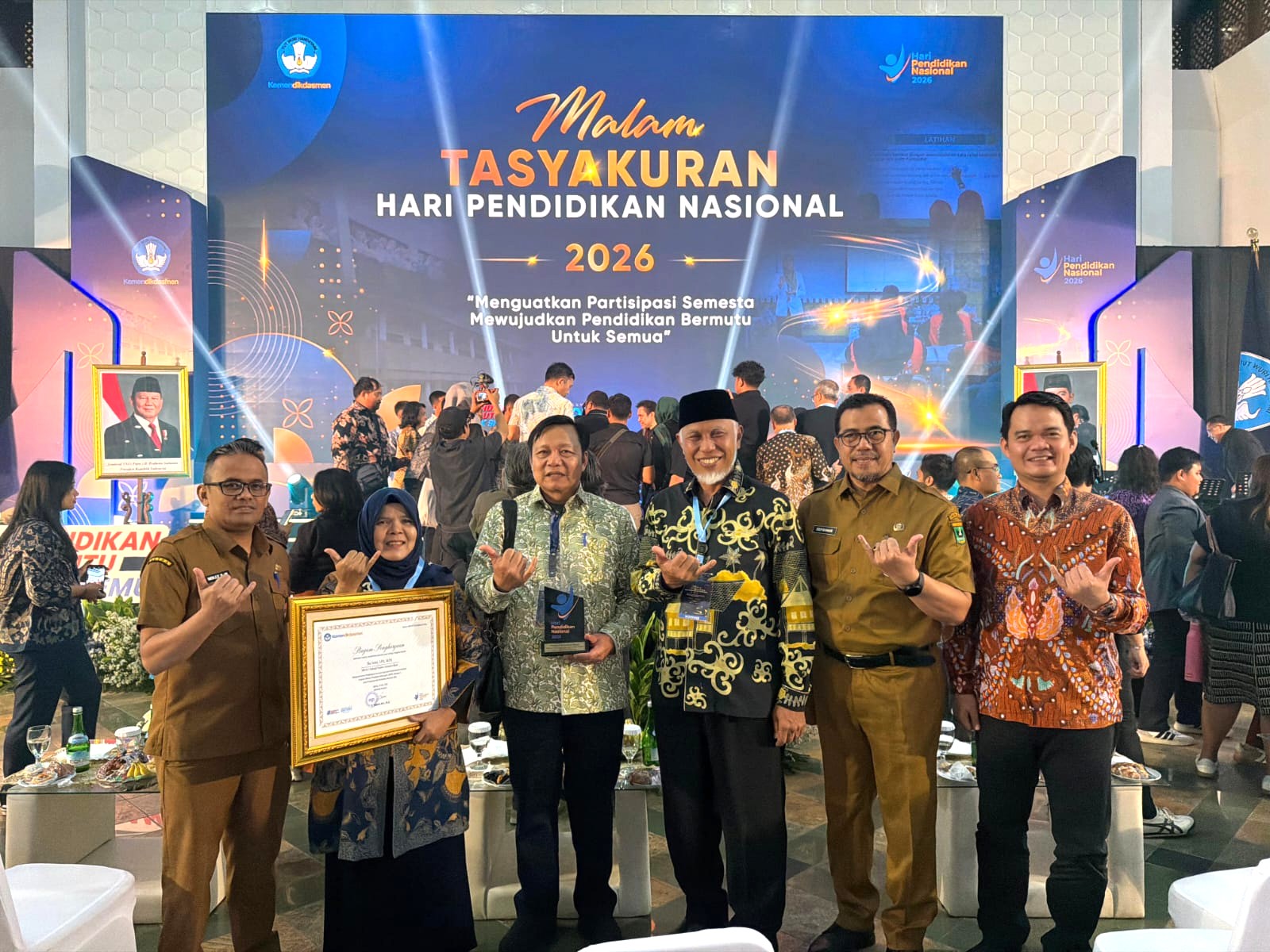 sumbar-raih-dua-penghargaan-nasional-pada-hardiknas-2026