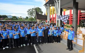 Mahyeldi Lepas Jalan Pagi KORPRI Setda Sumbar Sambut Pancasila