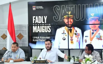 Pemko Padang Kawal Rekonstruksi Total GOR H. Agus Salim