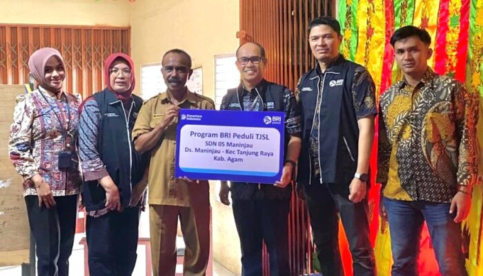 BRI Salurkan Bantuan Pendidikan ke SDN 05 Maninjau