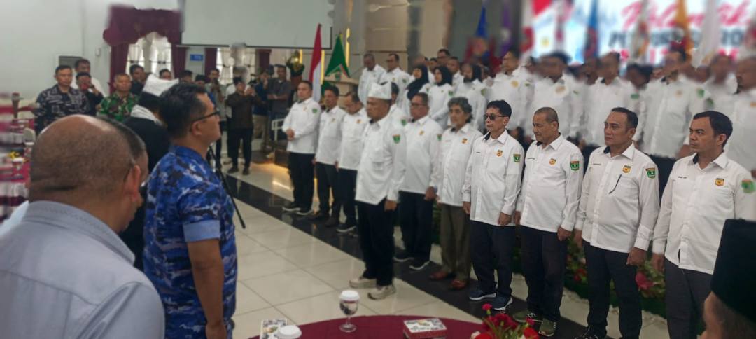 targetkan-medali-emas-pon,-pengurus-forki-sumbar -2025–2029-resmi-dikukuhkan