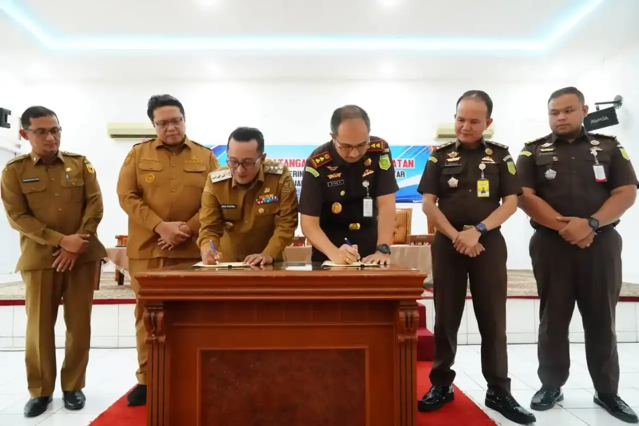 pemkab-dan-kejari-tanah-datar-resmikan-rumah-restorative-justice