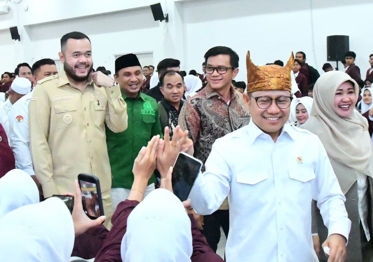 fadly-amran-lepas-2.530-mahasiswa-kkn-uin-ib-padang,-dorong-dukung-program-smart-surau