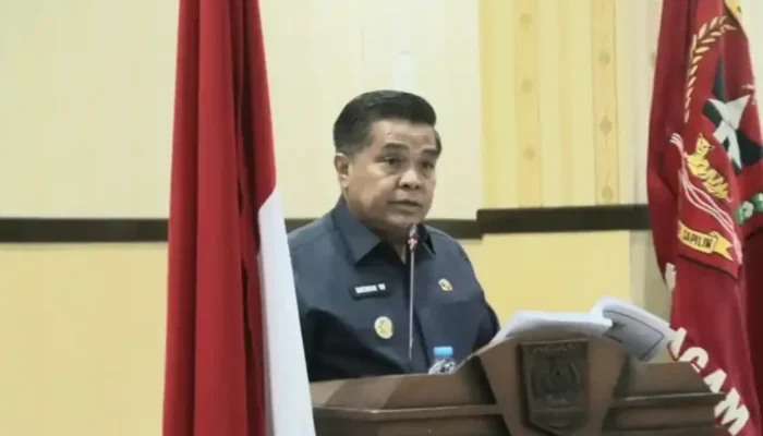 Bupati Agam Sampaikan Jawaban Terhadap Pandangan Fraksi Soal Ranperda APBD
