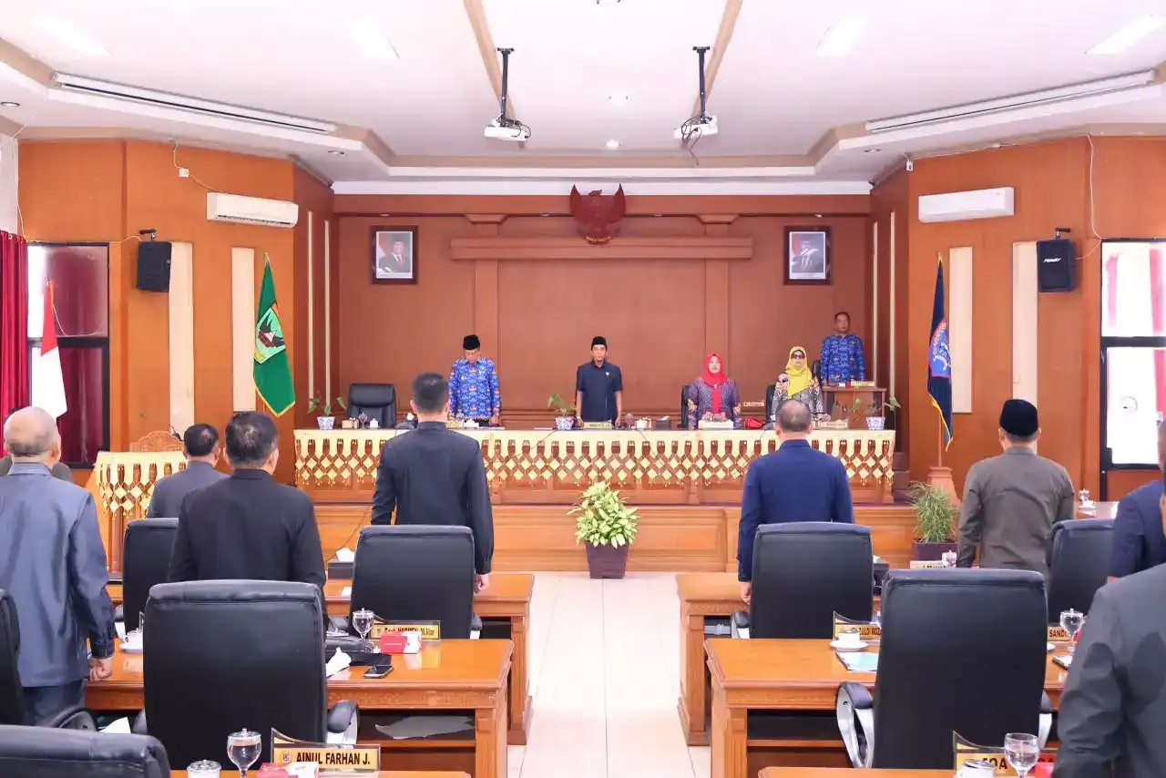 dprd-kota-payakumbuh-lanjutkan-pembahasan-tiga-usulan-ranperda-yang-diajukan-pemko-payakumbuh