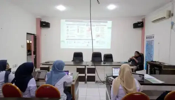 RSUD Lubuk Basung Bimbing Dokter Muda FK Unand