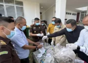 Kejari Payakumbuh Musnahkan Sabu, Ganja, dan Puluhan Barang Bukti