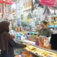 pasar-pusat-padang-panjang-diserbu-pembeli-jelang-tahun-ajaran-baru-2026