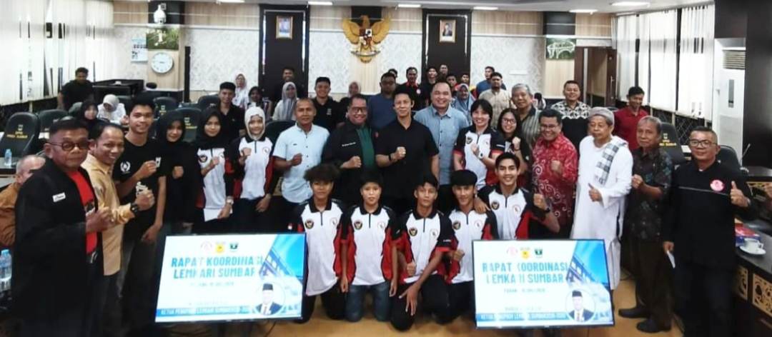 nanda-satria-targetkan-karateka-lemkari-sumbar-raih-podium-di-event-regional-sumatera-2027