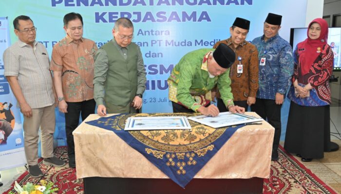 Mahyeldi Dorong Kolaborasi Bank Nagari dan Padang Eye Center