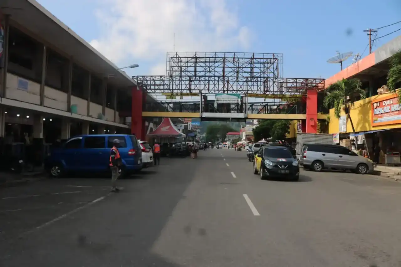 pemko-padang-hapus-denda-retribusi-pedagang-pasar-sambut-hjk-ke-357