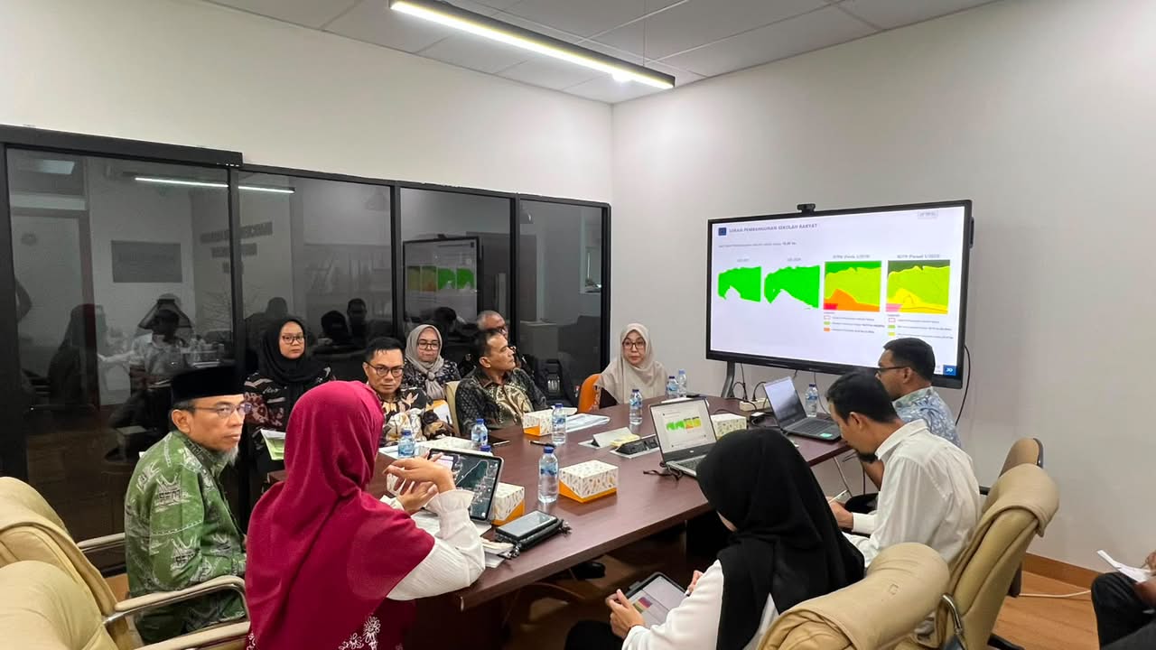 maigus-nasir-jemput-dukungan-kemensos-dan-atr/bpn-untuk-sekolah-rakyat-di-padang
