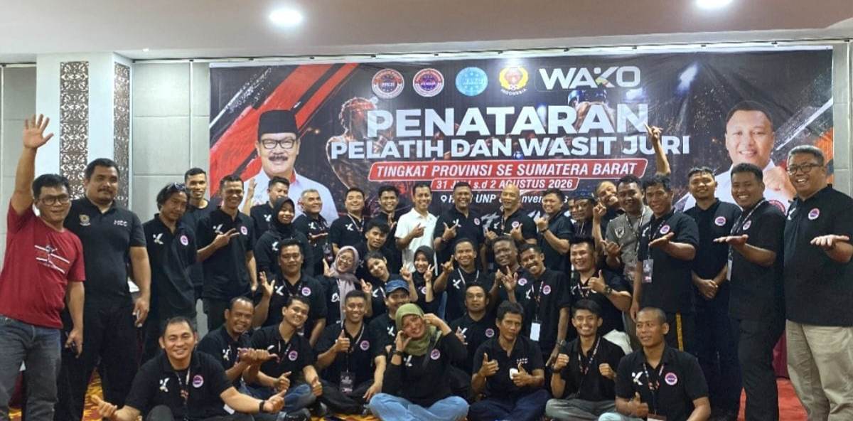 jelang-porprov-2026,-pelatih-dan-wasit-juri-kickboxing-sumbar-matangkan-persiapan 