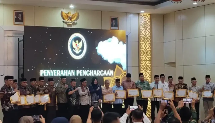 Pemko Padang Panjang Raih Penghargaan Kemenhaj atas Pelayanan Haji