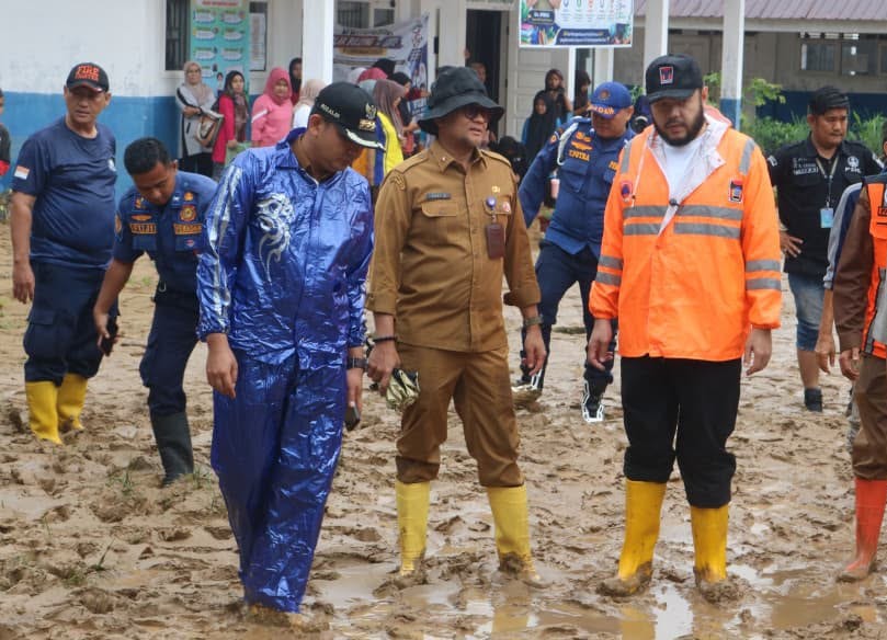 banjir-rendam-92-sekolah-di-padang,-belajar-mengajar-normal-dua-hari-lagi
