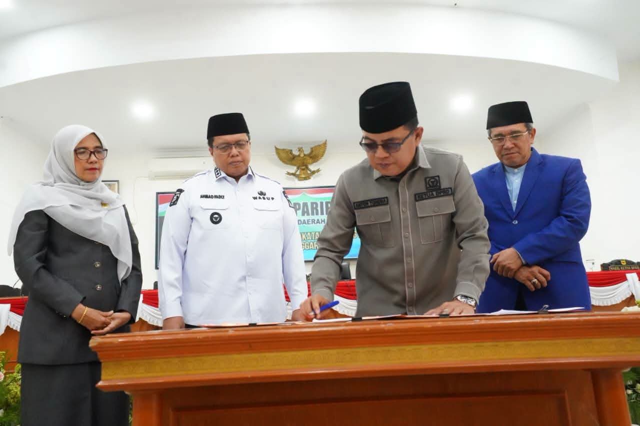 dprd-dan-pemkab-tanah-datar-sepakati-ku-ppas-2027