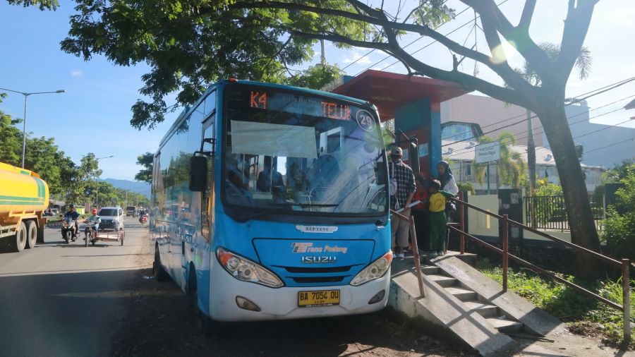 trans-padang-tambah-layanan-ke-pelabuhan-teluk-bayur-selama-open-ship-hjk