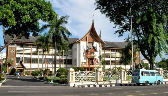 Timsel Loloskan 25 Calon Pimpinan BAZNAS Sumbar ke Wawancara
